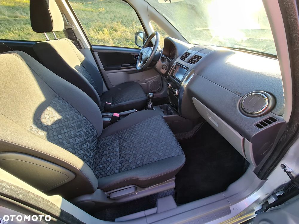 Suzuki SX4 - 14