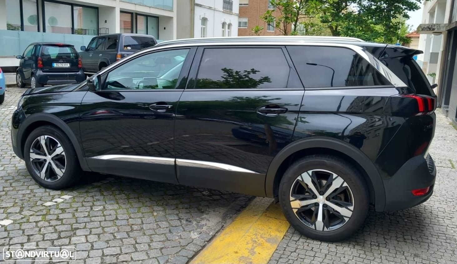 Peugeot 5008 1.5 BlueHDi Allure EAT8 - 5