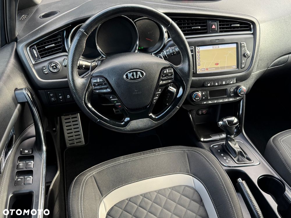 Kia Ceed 1.6 CRDi 136 DCT ISG SW GT Line - 8