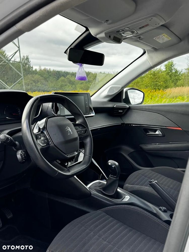 Peugeot 208 PureTech 75 Allure - 14