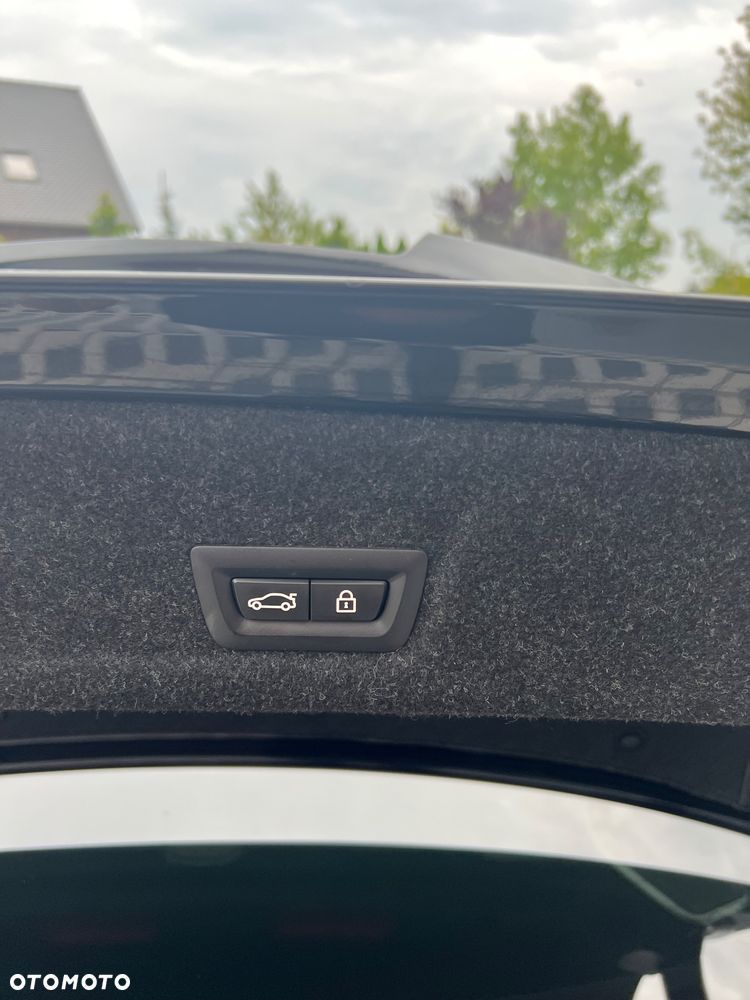 BMW Seria 3 320d M Sport Shadow - 19