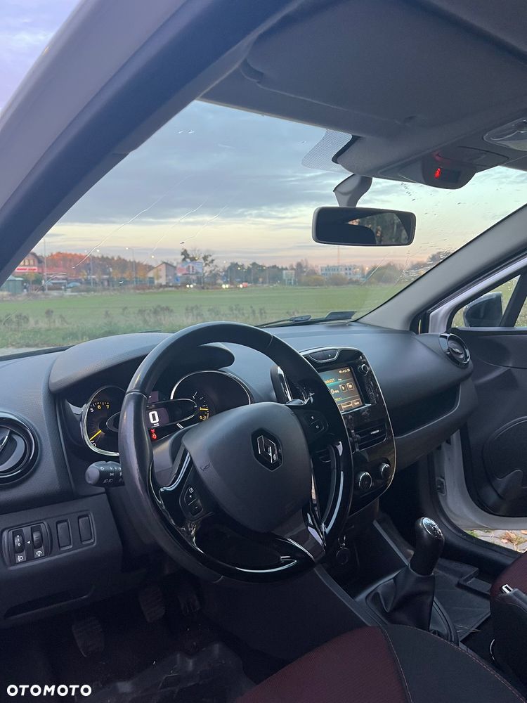 Renault Clio 1.2 16V Expression - 7