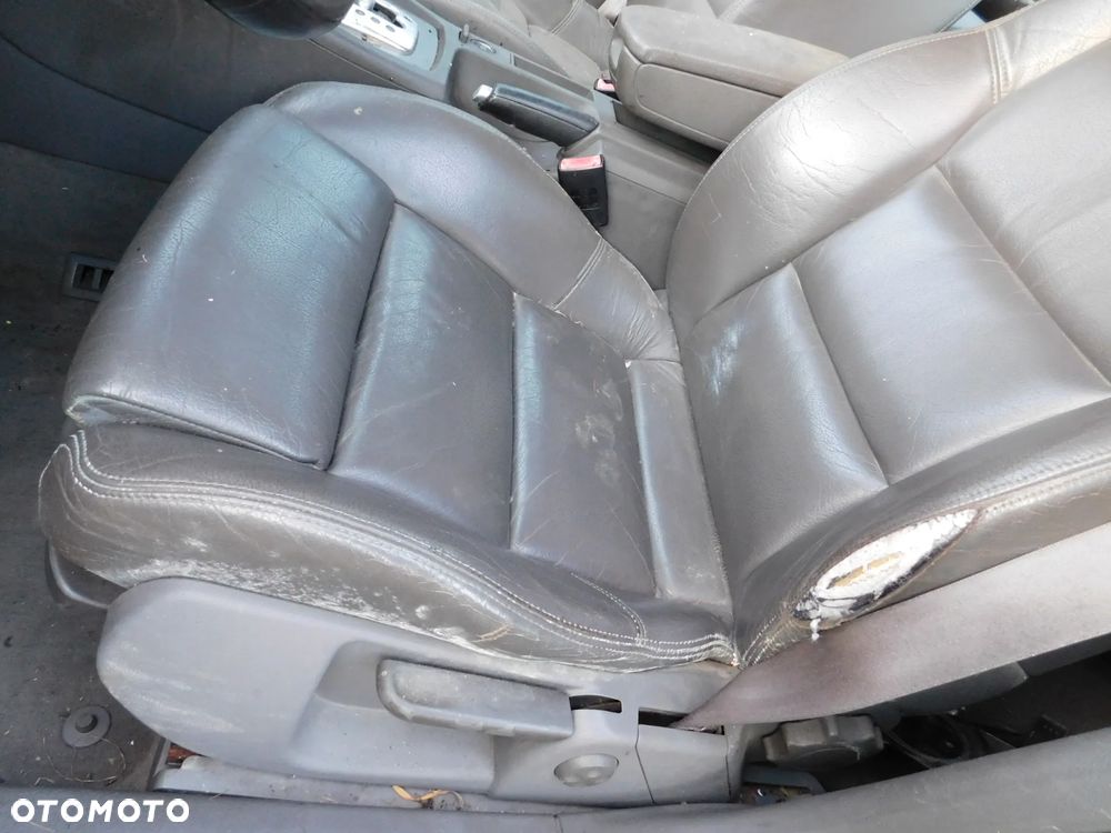 fotel prawy lewy  AUDI A4 B6 B7 SKÓRA - 2