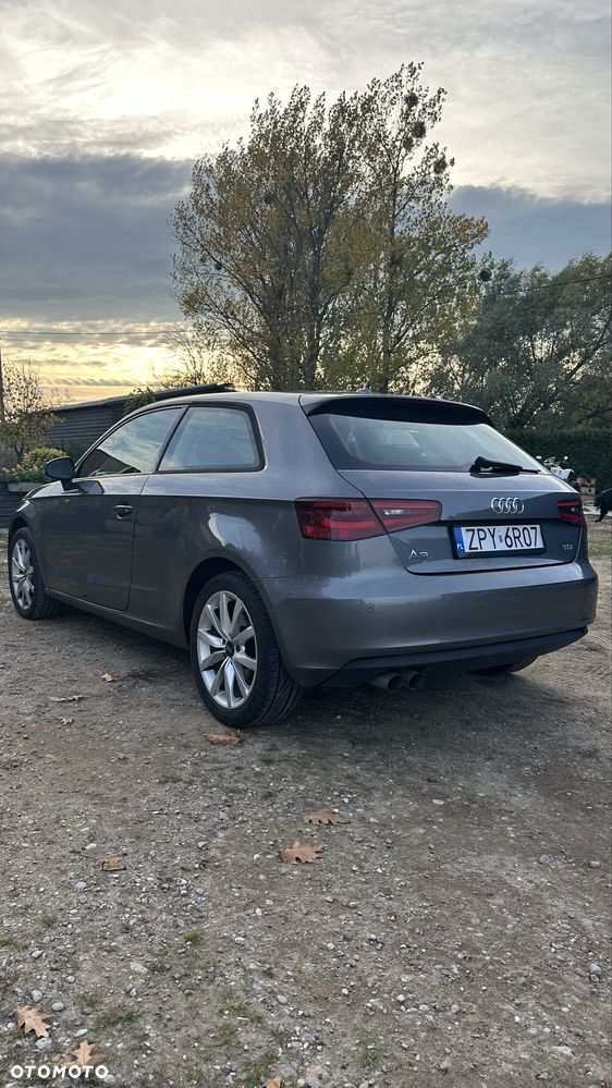 Audi A3 Sportback - 3