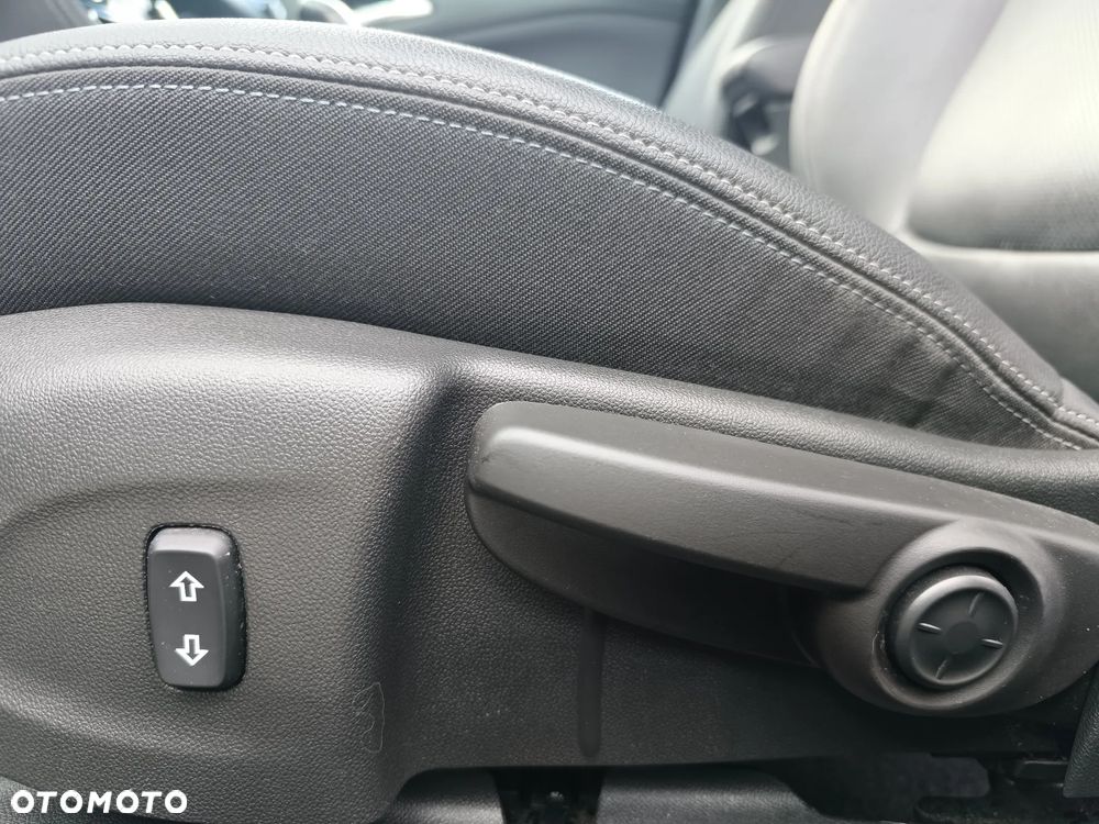 Opel Astra 1.4 Turbo Innovation - 16