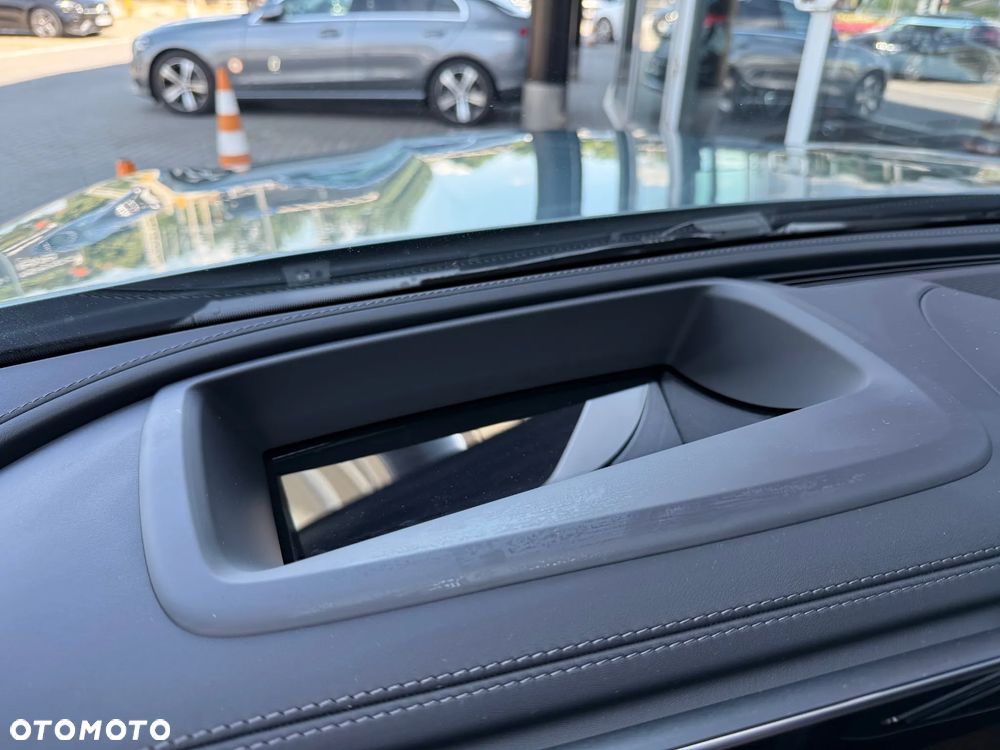 Mercedes-Benz GLC - 22