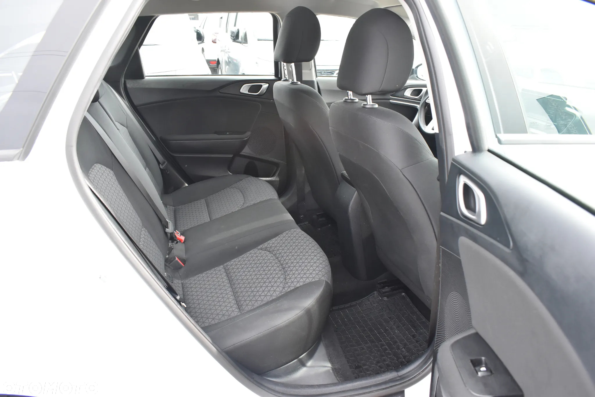 Kia Ceed 1.0 T-GDI S - 16