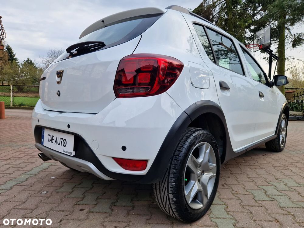 Dacia Sandero 0.9 TCe Laureate S&S - 8