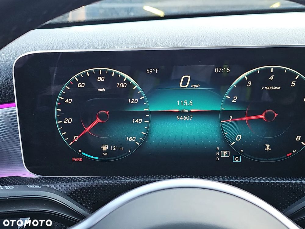 Mercedes-Benz Klasa A 250 4Matic 7G-DCT AMG Line - 12