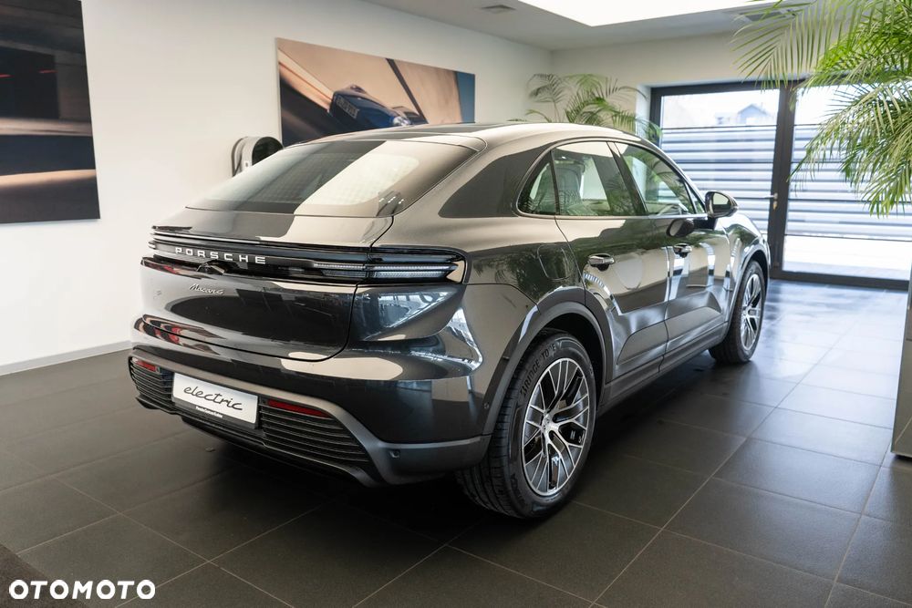 Porsche Macan 4 100kWh - 11