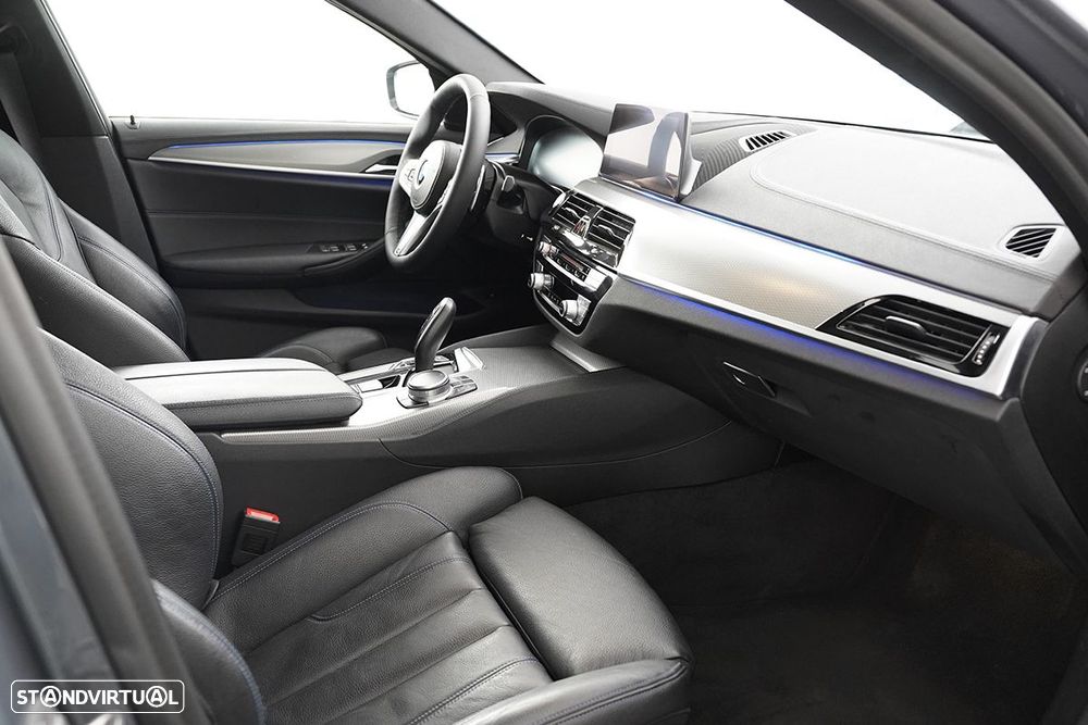 BMW 520 d Pack M Auto - 28