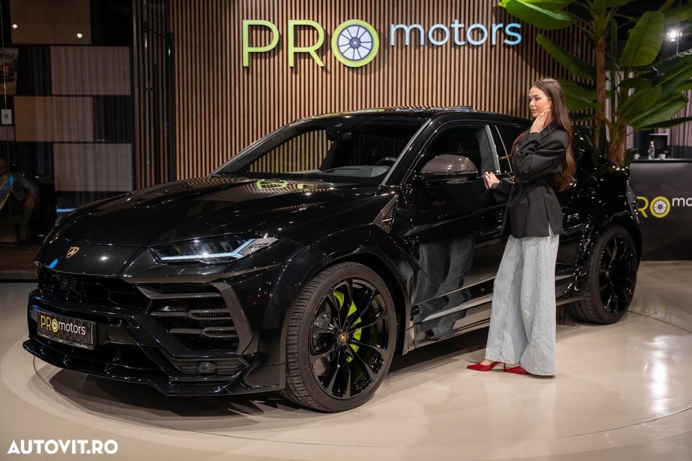 Lamborghini URUS - 1