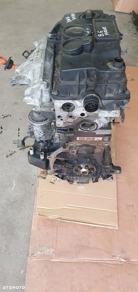 Silnik słupek blok silnika VW Passat B6 2.0 TDI BMR - 5