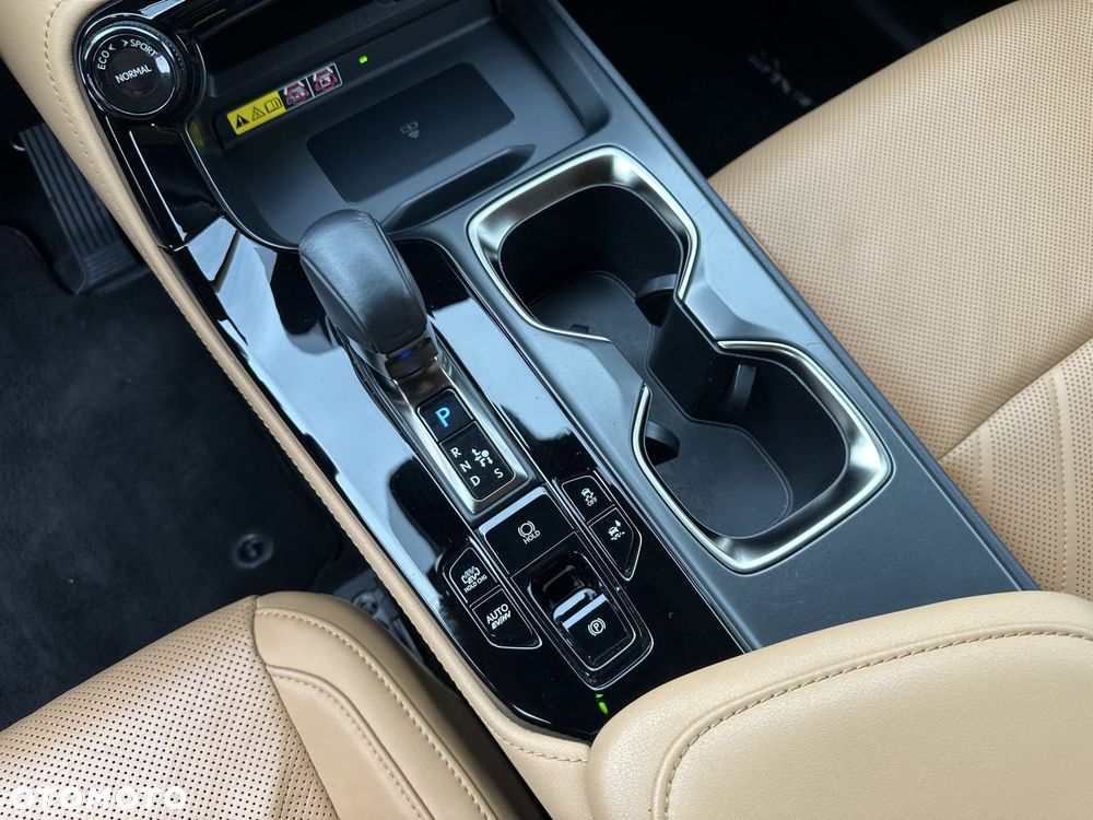 Lexus NX 450h+ Omotenashi AWD - 15