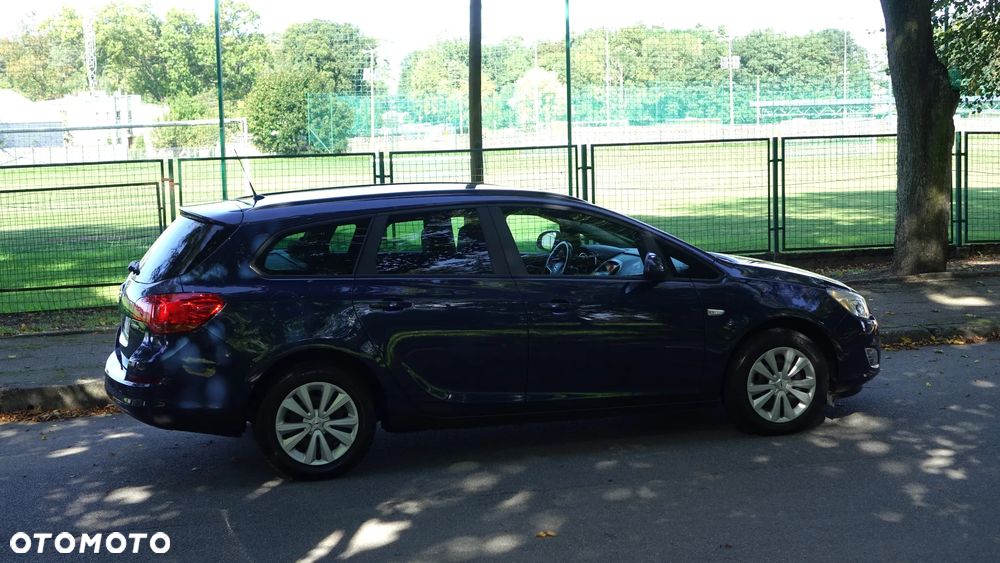 Opel Astra - 36