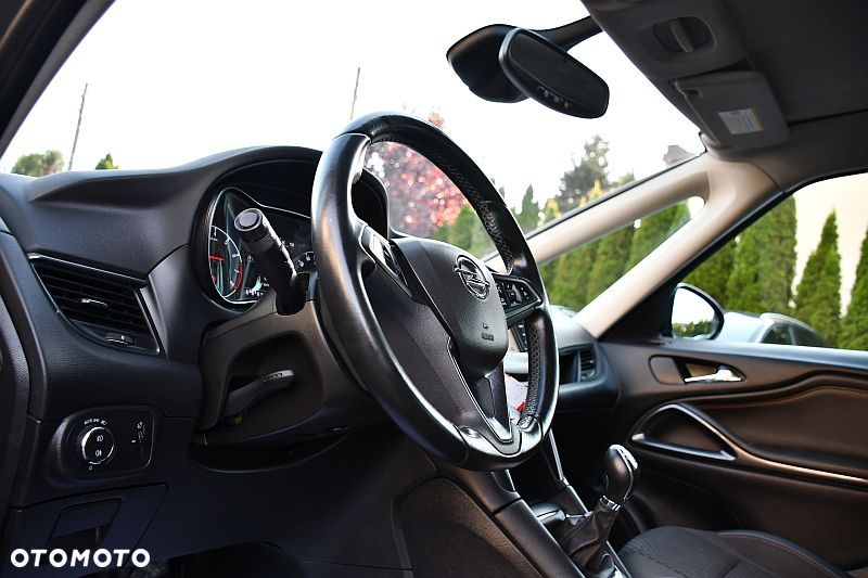 Opel Zafira Tourer 1.4 Turbo Innovation - 11