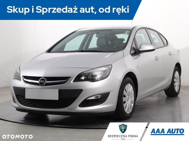 Opel Astra - 3