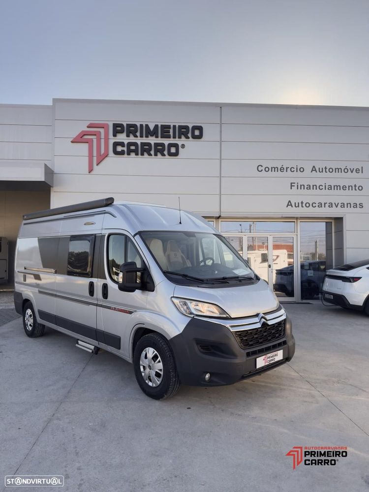 Adria Twin 600 SPT cama transversal - 43
