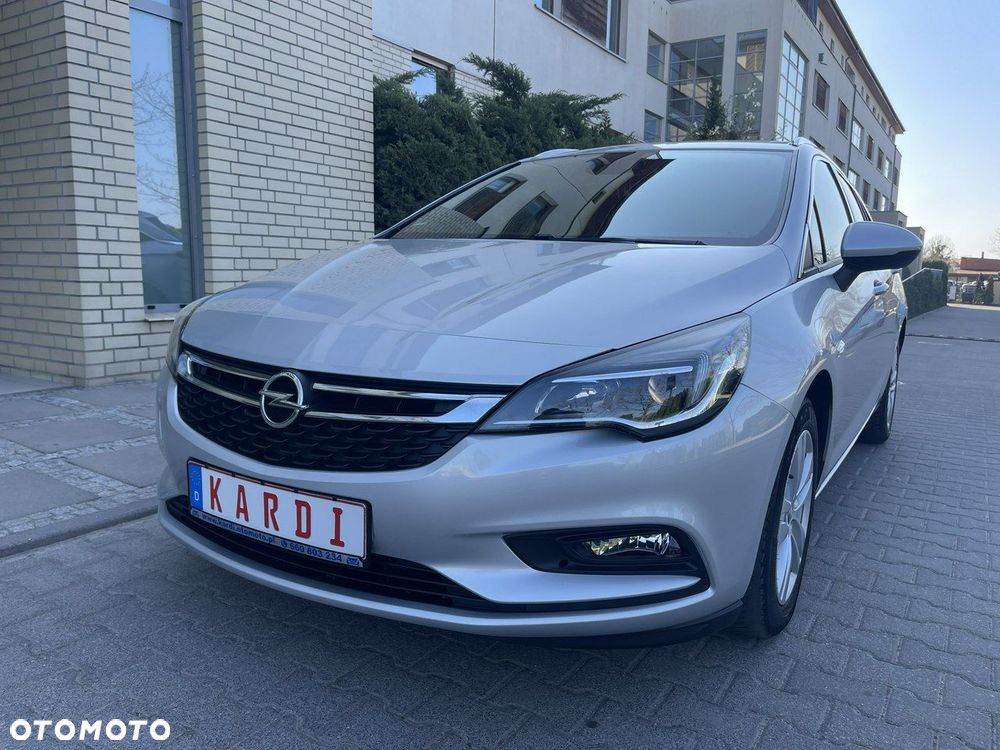 Opel Astra - 2