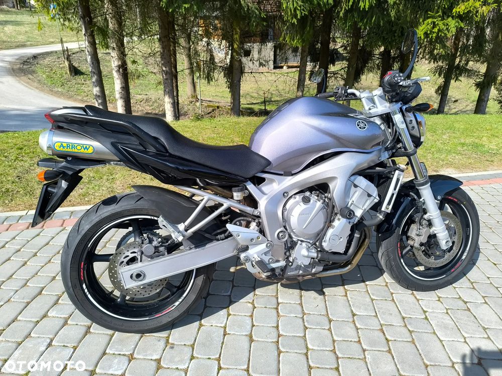 Yamaha FZ6 - 2