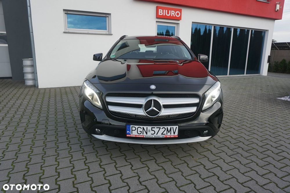 Mercedes-Benz GLA 200 7G-DCT Urban - 22