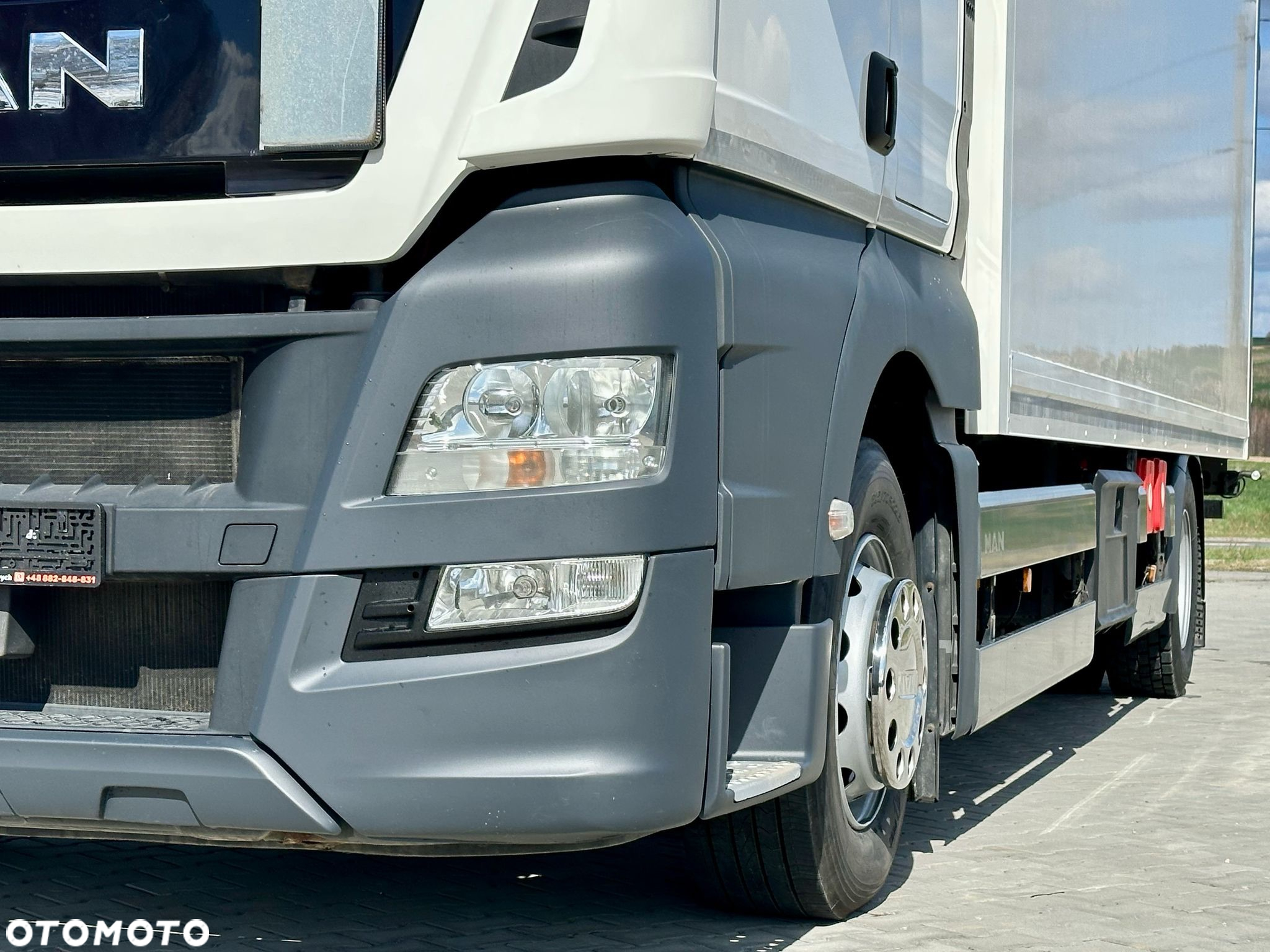 MAN TGX 18.360 / CHŁODNIA / WINDA / AUTOMAT / 19 EUROPALET / THERMO KING / SYPIALKA / SPROWADZONY - 17