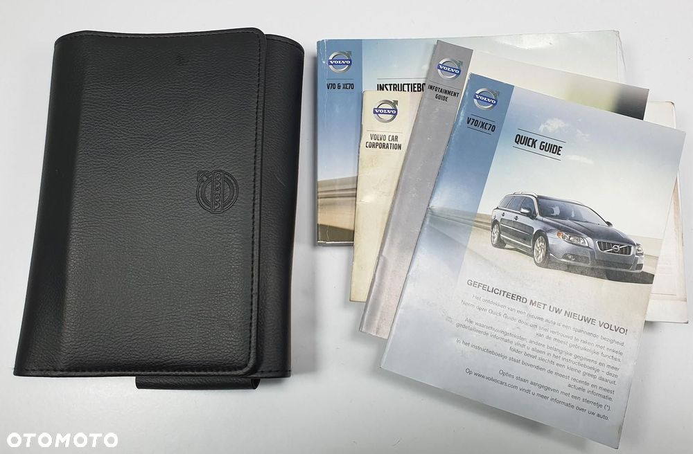 INSTRUKCJA OBSŁUGI + ETUI VOLVO V70 III - 2