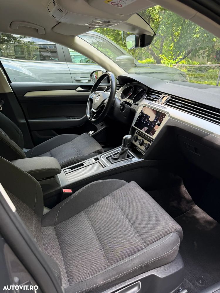 Volkswagen Passat 2.0 TDI DSG Comfortline - 15