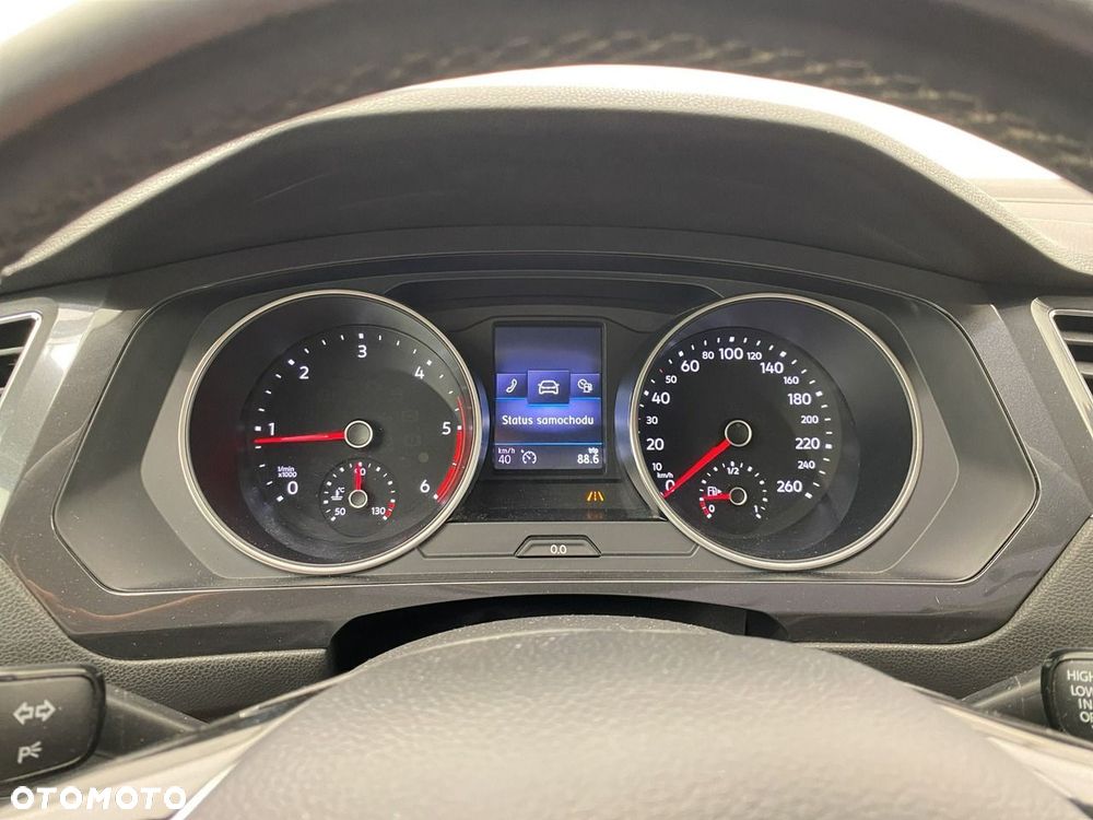 Volkswagen Tiguan Allspace - 16