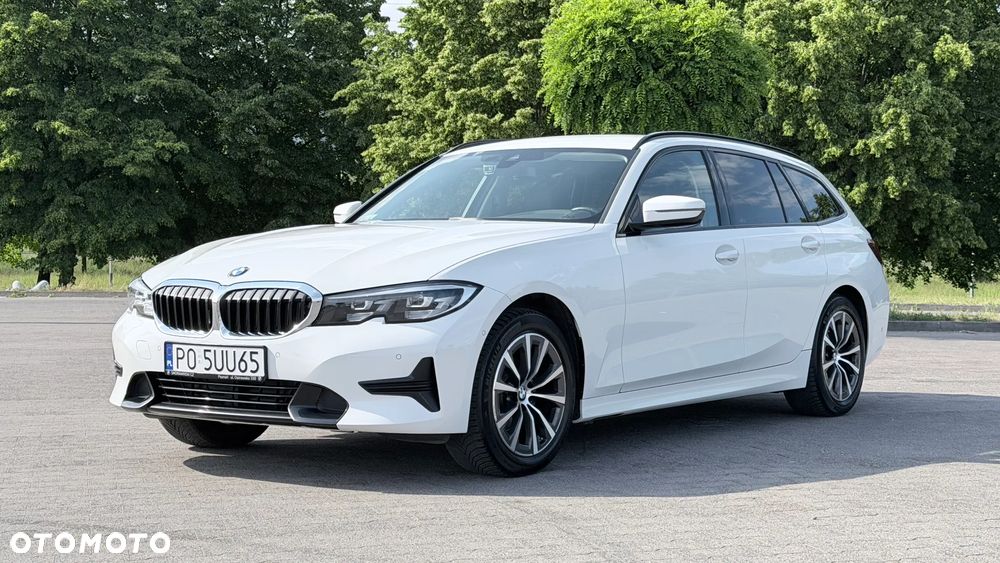 BMW Seria 3 318i Sport Line - 1