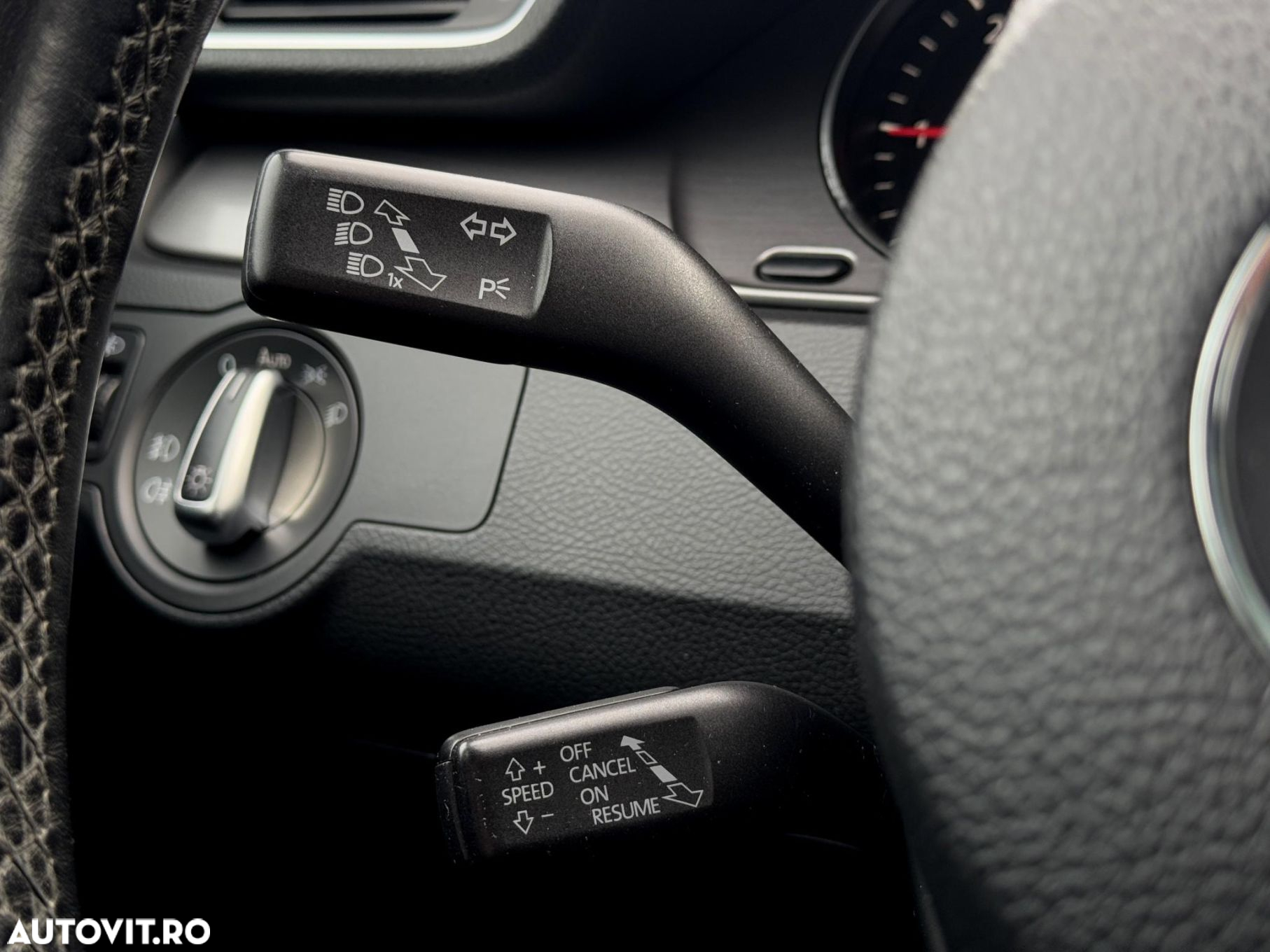 Volkswagen Passat - 14