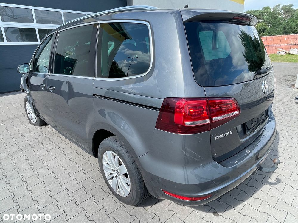 Volkswagen Sharan 2.0 TDI DSG (BlueMotion Technology) Highline - 2