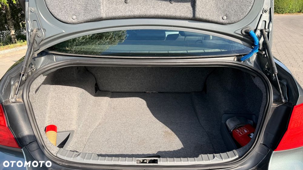 BMW Seria 3 318i - 20