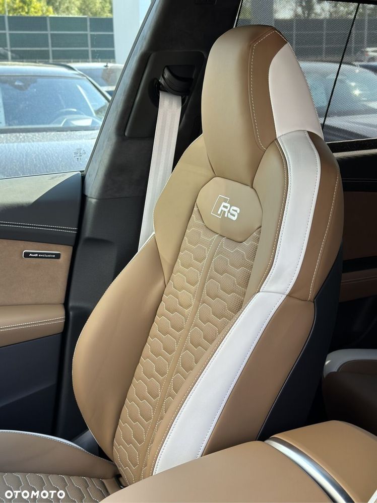 Audi RS Q8 - 17
