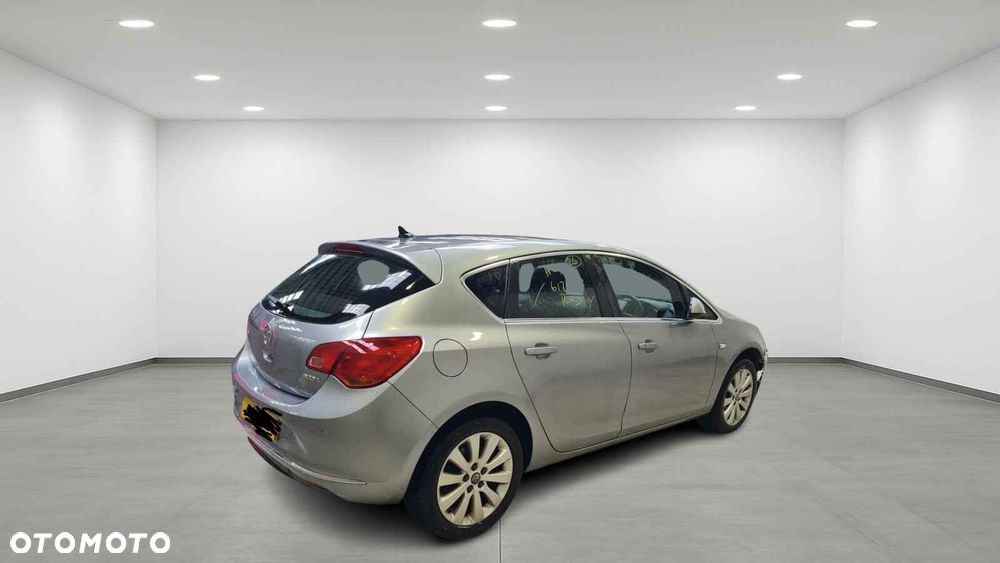 Opel Astra 1.6 D Start/Stop Business - 4