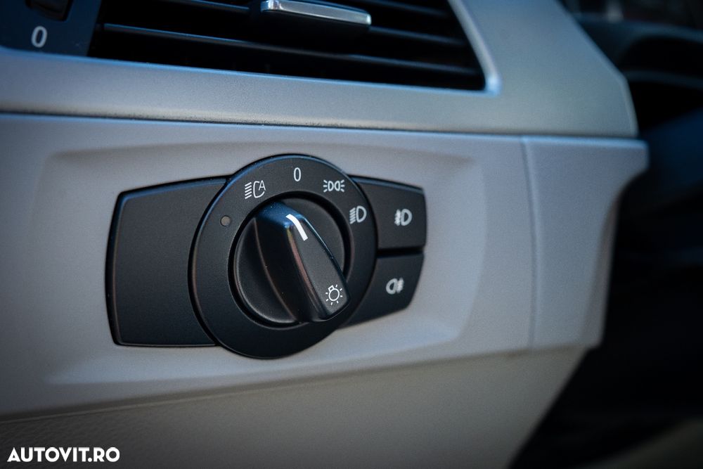 BMW Seria 3 320d - 17