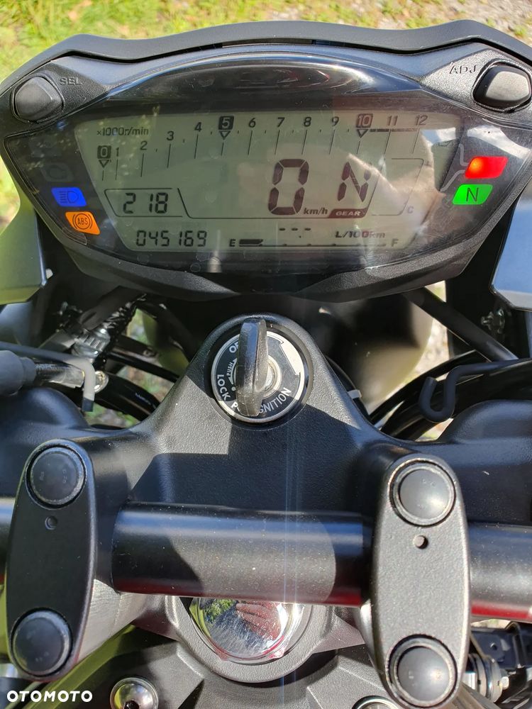 Suzuki SV - 8