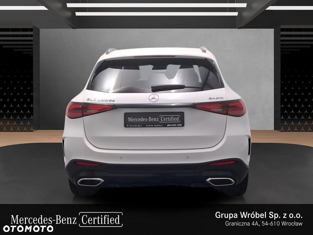 Mercedes-Benz GLC 300 de 4-Matic AMG Line - 5
