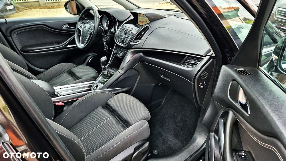 Opel Zafira Tourer 1.4 Turbo Sport - 37