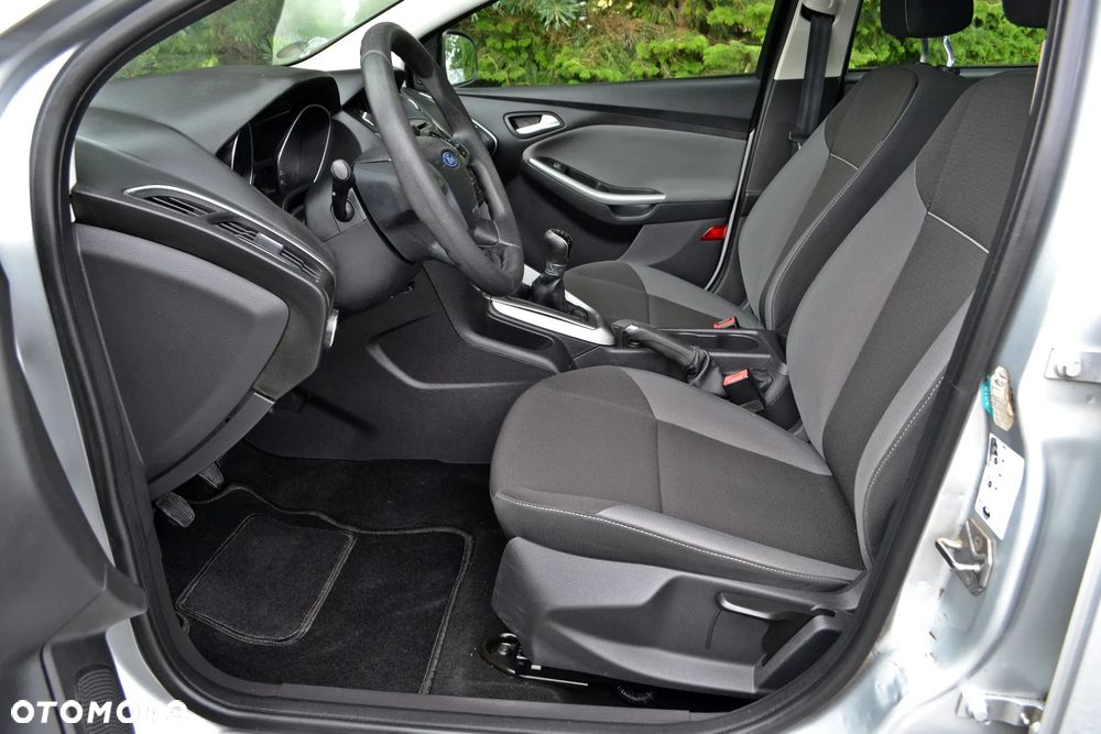 Ford Focus - 19