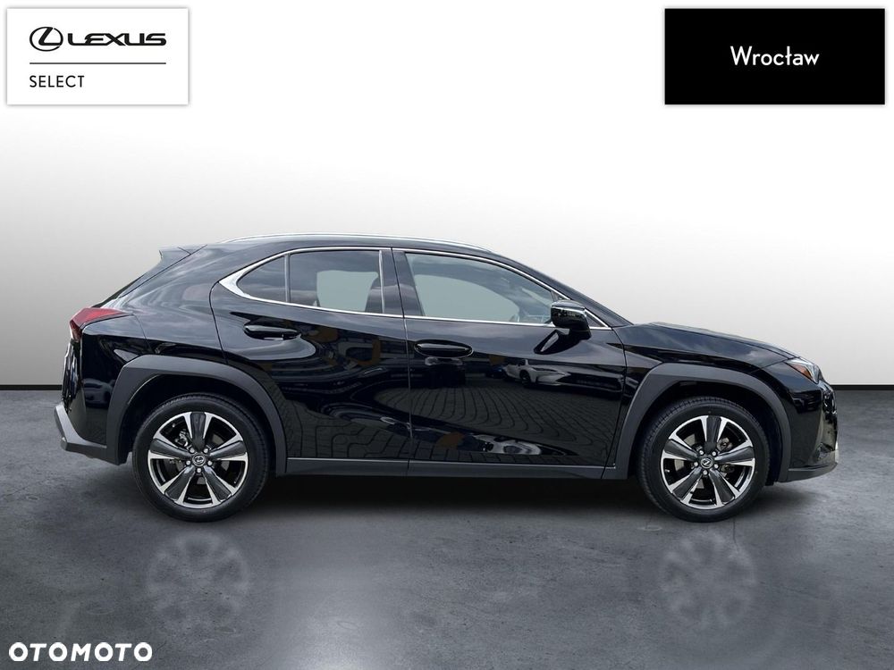 Lexus UX 250h GPF Business AWD - 6