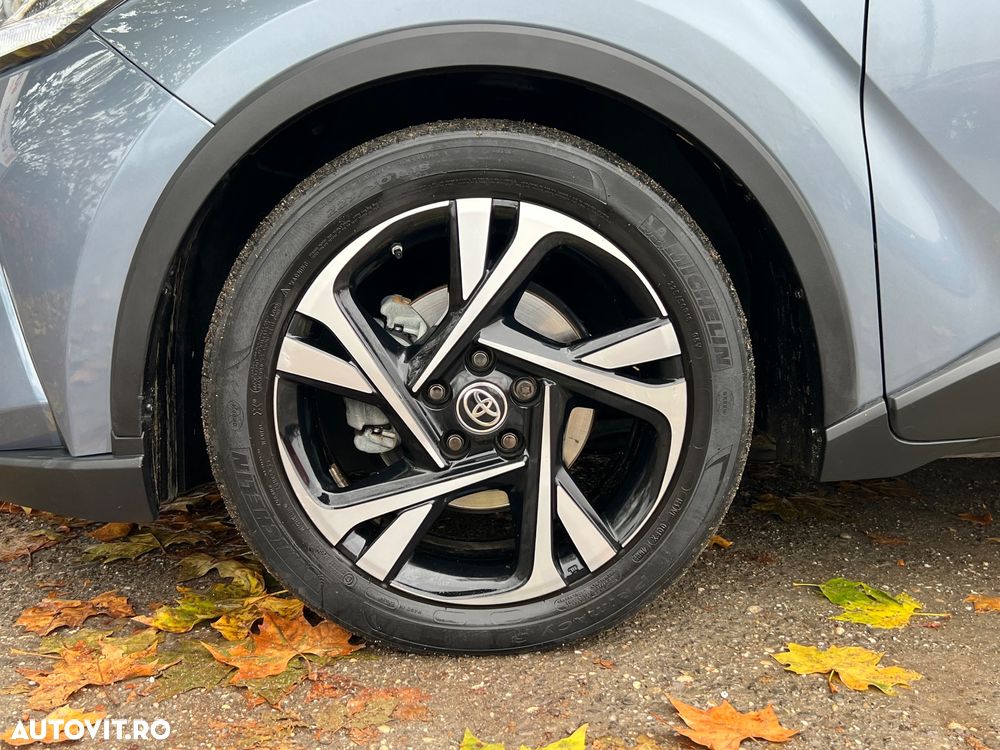 Toyota C-HR 1.8 HSD 122 CP 4x2 CVT C-ult Style - 32