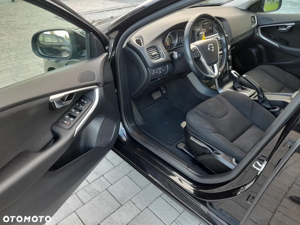 Volvo V40 D2 Geartronic Kinetic - 15