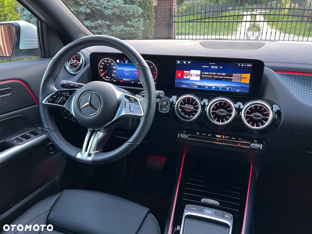 Mercedes-Benz GLA 220 d 4Matic 8G-DCT - 25