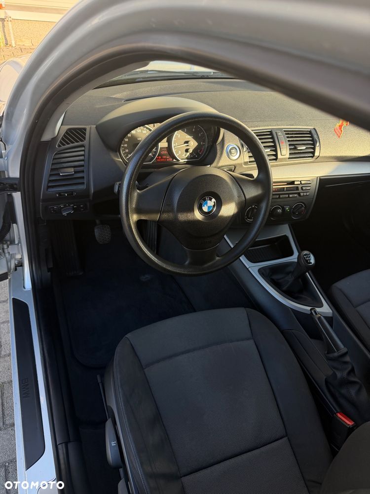 BMW Seria 1 - 20