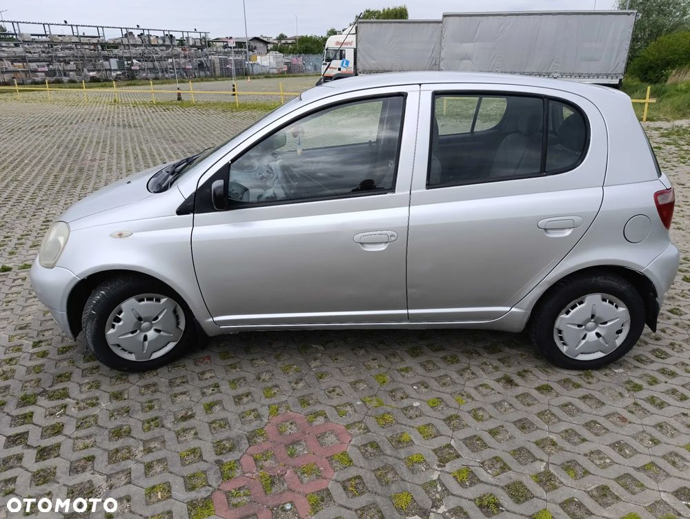 Toyota Yaris 1.3 Luna - 7