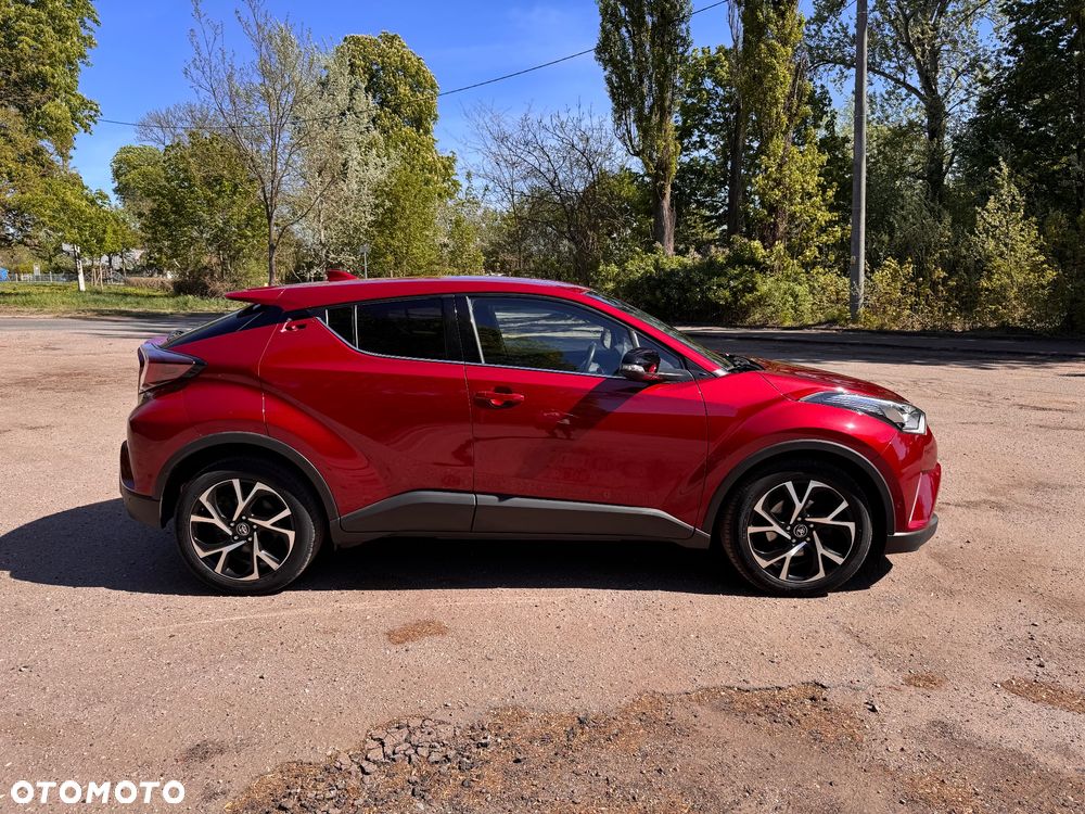 Toyota C-HR - 31
