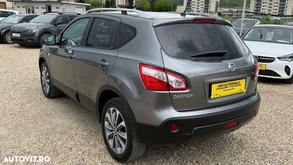 Nissan Qashqai 2.0 DCI 4 x 4 DPF Aut tekna - 12