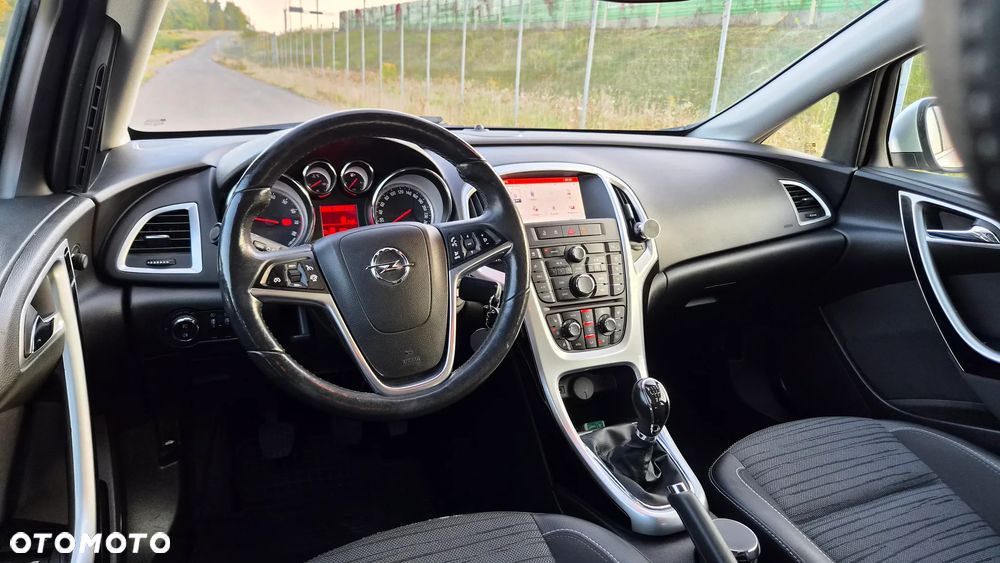 Opel Astra 1.4 Turbo Active - 10