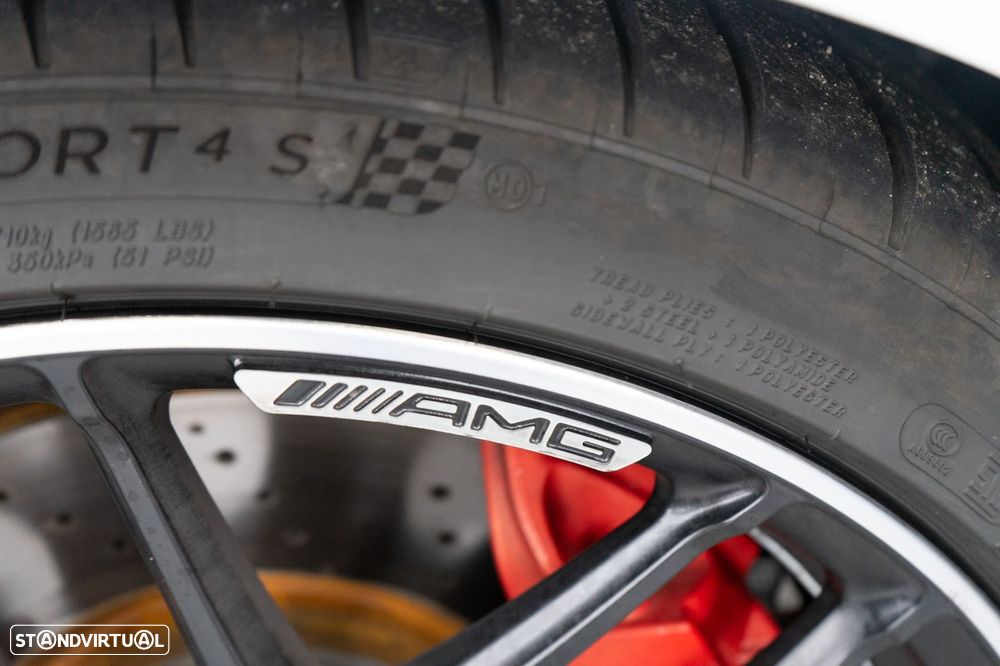 Mercedes-Benz CLA 45 AMG S Shooting Brake 4Matic+ - 16